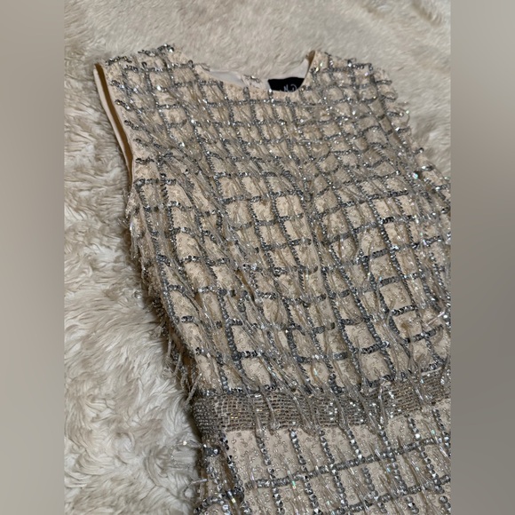 NWT Mac Duggal 5471 Sleeveless High Neck Beaded Midi Sheath Dress - Size 2 - Picture 4 of 9